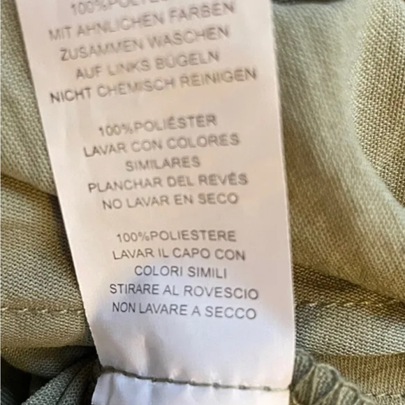 Pretty Little Thing Textured Extreme Plunge Bell Cuff Faux WrapShirt Dress US/2 - Picture 9 of 9